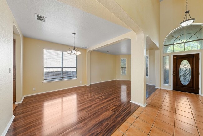 Photo - 3338 Bending Creek