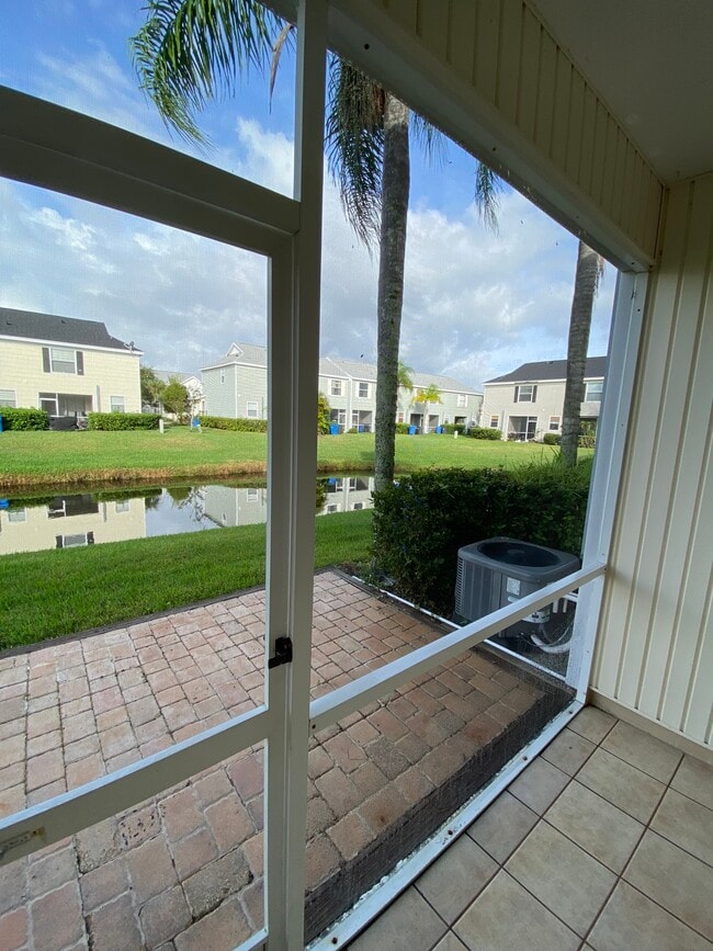 12319 Country White Cir