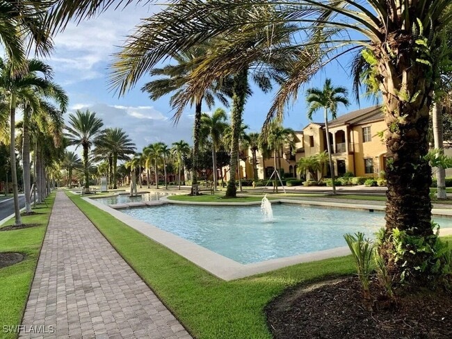 Building Photo - 9081 Albion Ln S