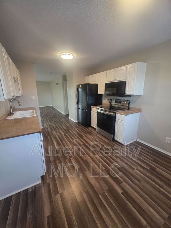 Photo - 7010 N Gower Ave