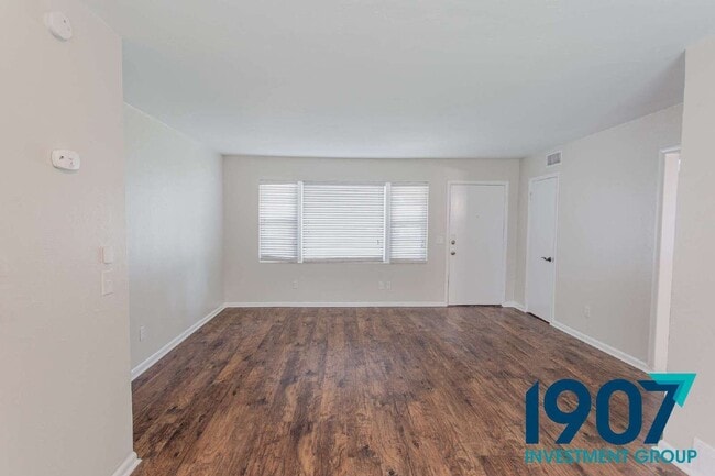 Photo - 1832 Brighton Ave