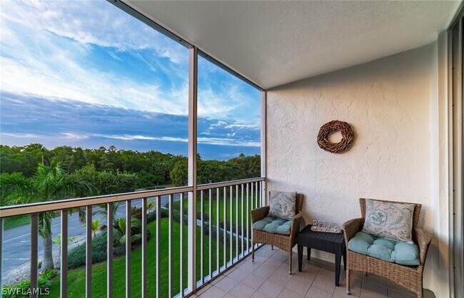 Photo - 5 Bluebill Ave Unit 305/405