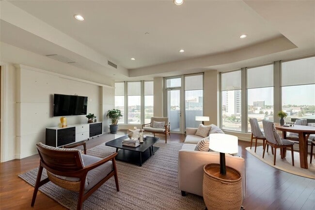 Photo - 5900 Mosteller Dr Condo Unit 73