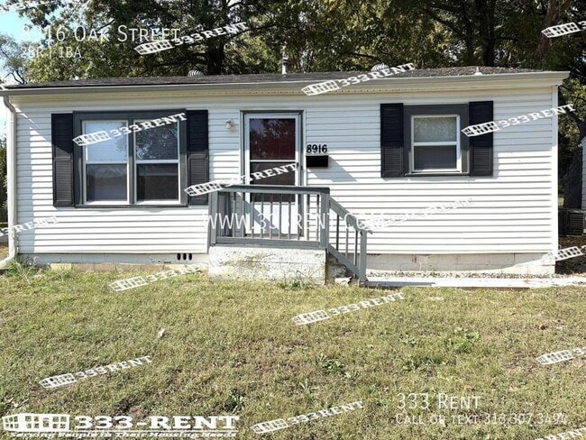 Photo - 8916 Oak St