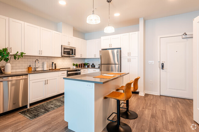 Interior Photo - CityLine - Jersey City East Rental