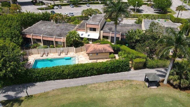 Photo - 4657 Fountains Dr S Unit 107