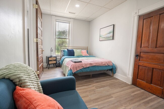 Photo - 731 S 7th St