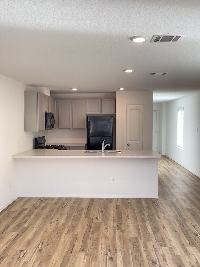 Photo - 21811 Hickory Spgs Ct