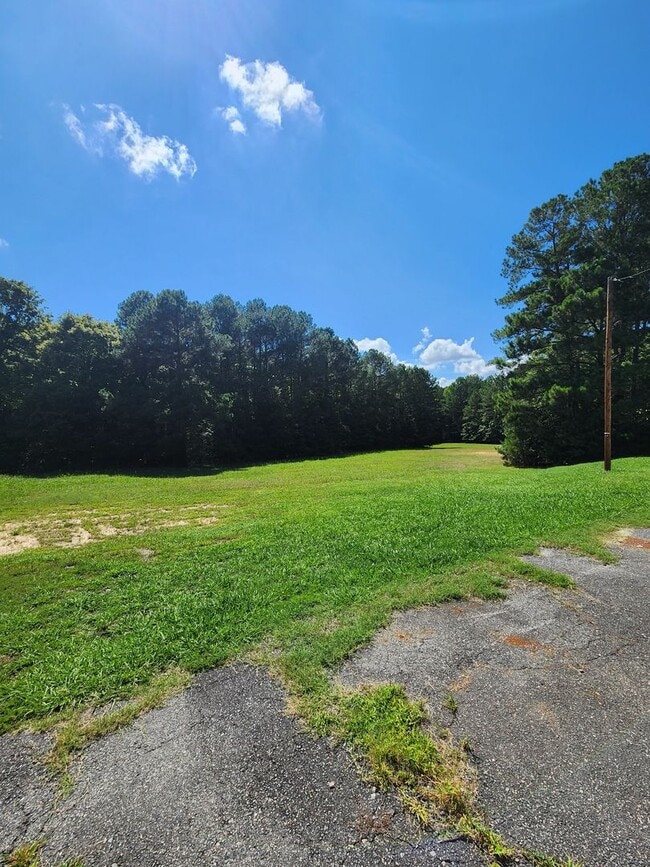 Photo - Apex-Durham /3BR Jordan Lake House
