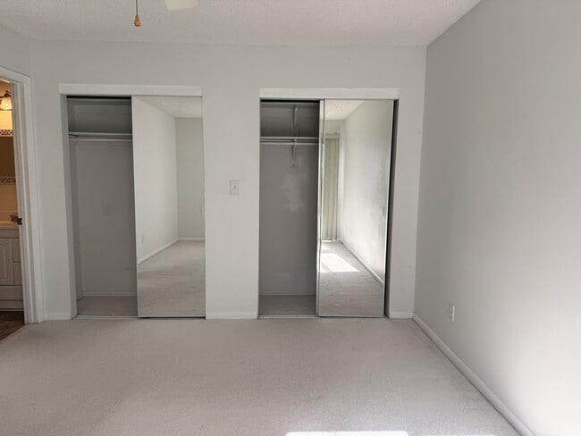 Photo - 2526 Cove Point Pl