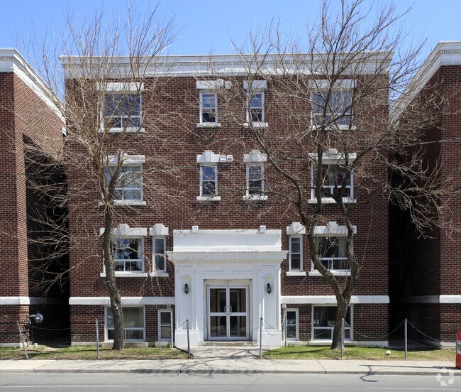 Photo - Donlands Apartments