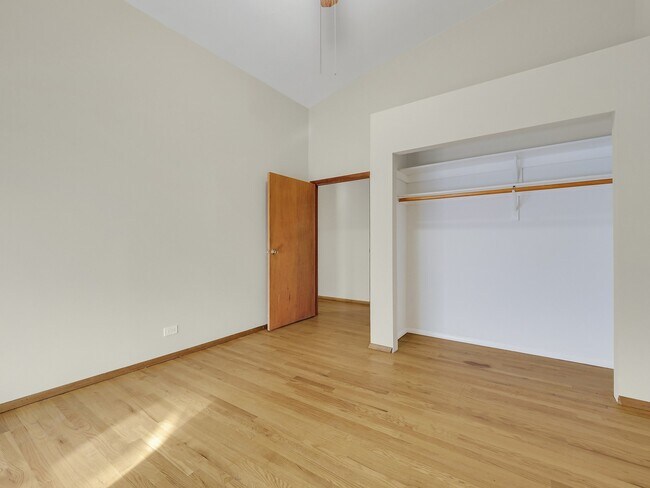 Photo - 4942 N Sheridan Rd Unit 7