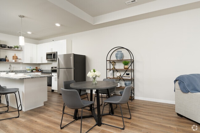 2BR, 2BA - 1,283SF - Dining Room
