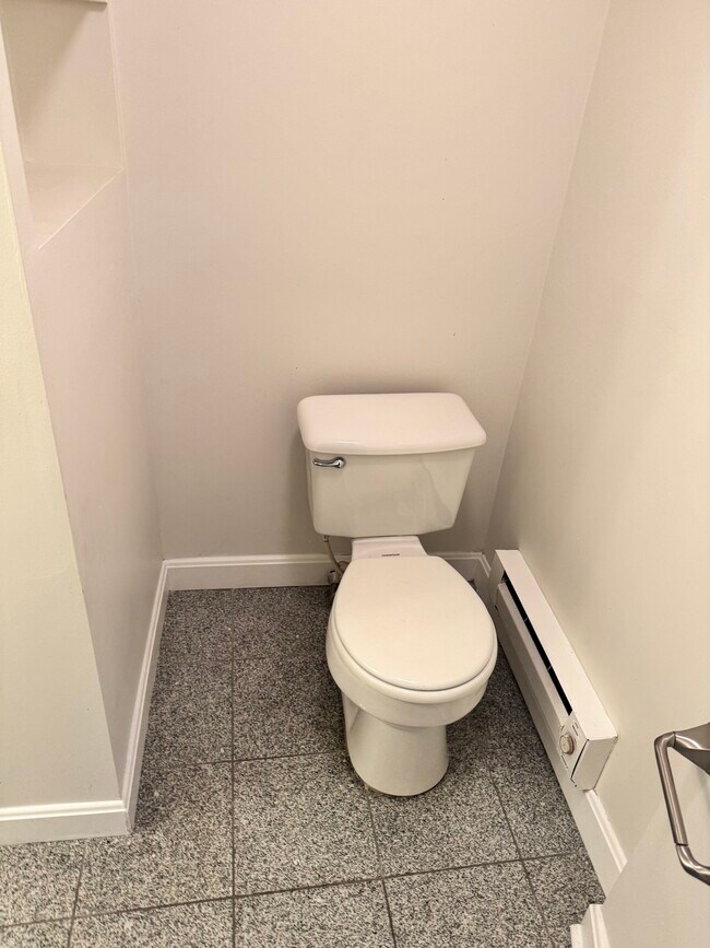 70 Joy St Unit 16