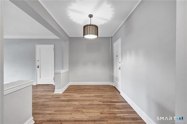 Photo - 70 Strawberry Hill Ave Unit 1-1A