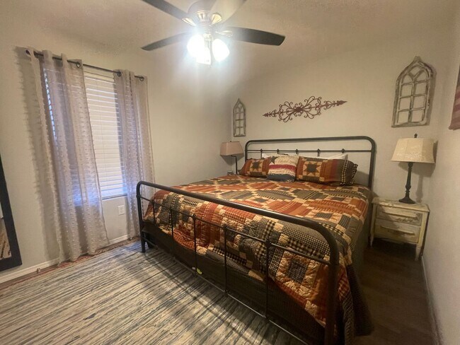 Photo - Recently Renovated Furnished 3 Bedroom 2 Bath Condo/ Apartment for Rent in Branson, MO Unit #2