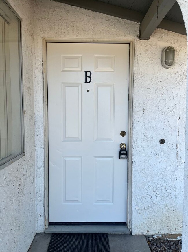 Photo - 727 Unit B