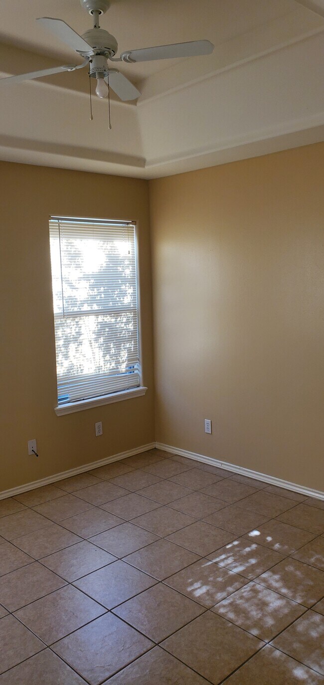 Photo - 1916 Upland Dr Unit 1
