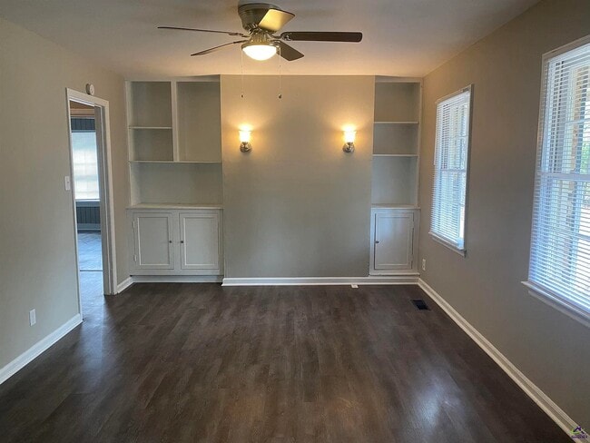 Photo - 3217 Misty Valley Dr