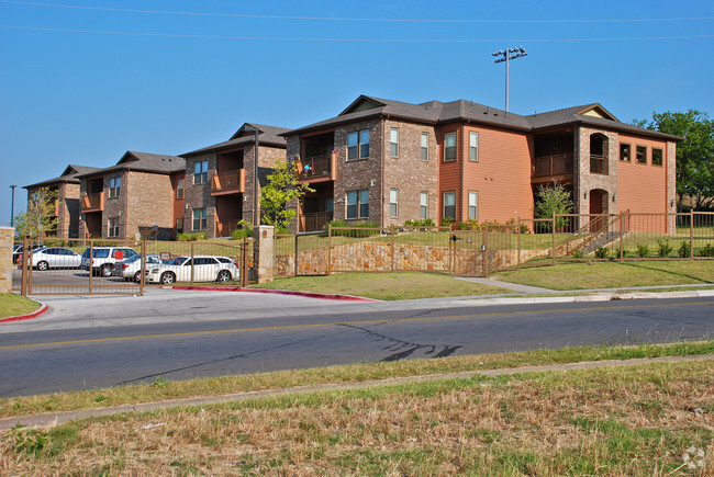 Building Photo - Villas on the Hill Rental