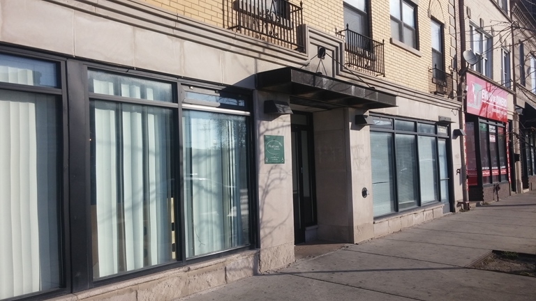 Primary Photo - Los Vecinos Apartments