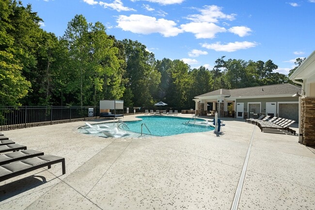 Photo - Hawthorne at the Forest