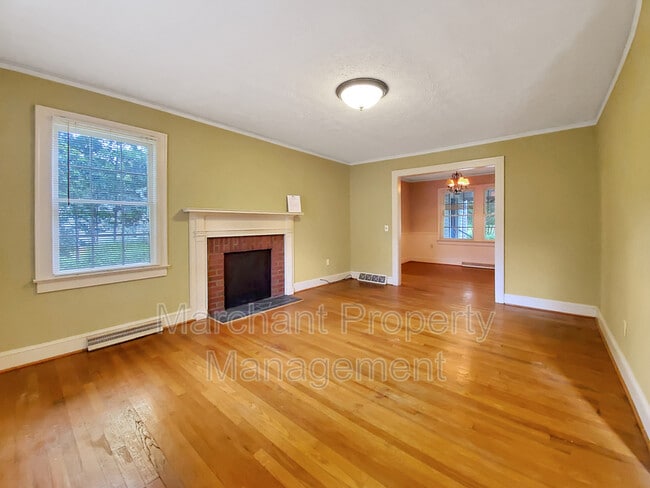 Photo - 11 Carolina Ave