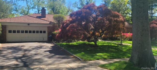 Photo - 15 Somerset Dr S
