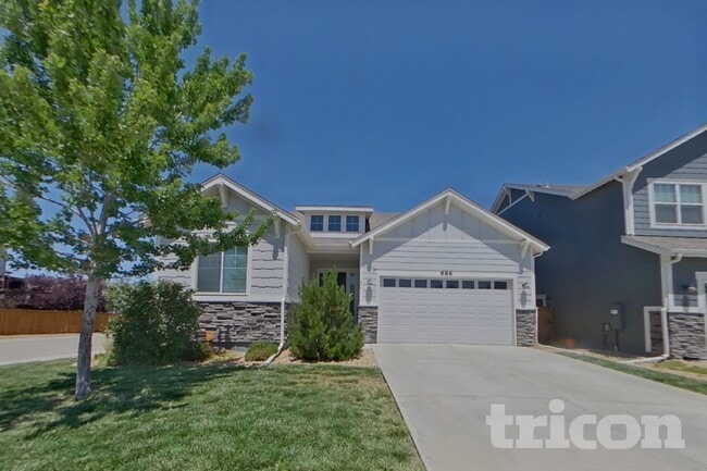Building Photo - 686 Ranchhand Dr