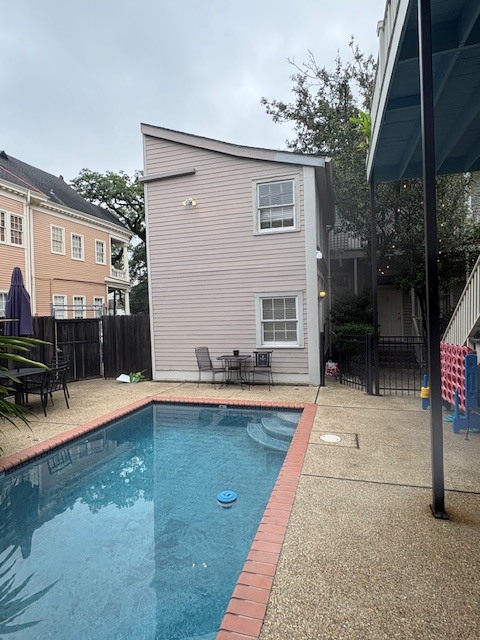 Building Photo - 1452 Saint Mary St Unit 7