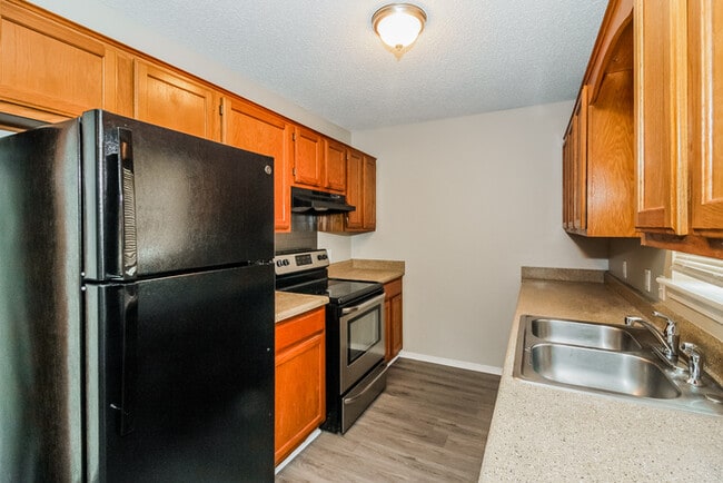 Photo - 12921 Robin Cir