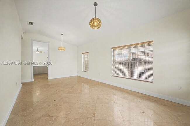 Photo - 309 SW 2nd St