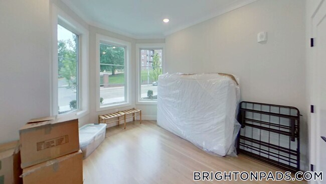 Photo - 104-106 Warren St. Unit 2