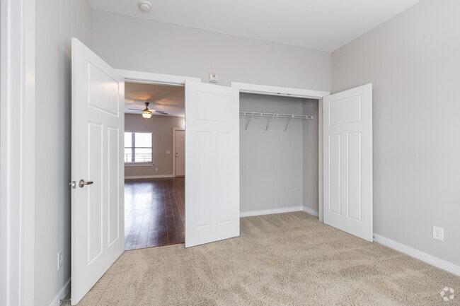 1BR, 1BA - Madison - 637-680SF - Bedroom - Ellis Germantown