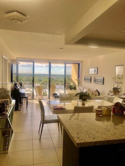 Photo - 1470 NE 123rd St Unidad A1408