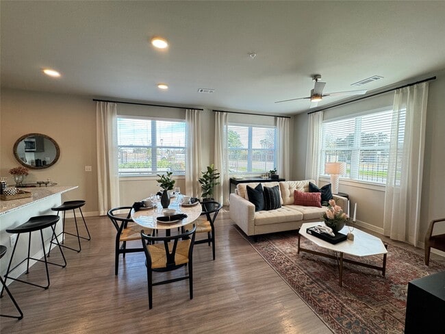 Building Photo - 18300 Marvelous Pl Unit B2.1328