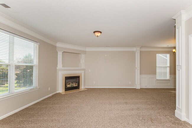 Photo - 5721 Verrazano Dr