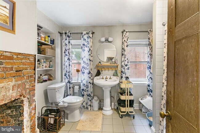 Photo - 214 Monroe St Unit REAR