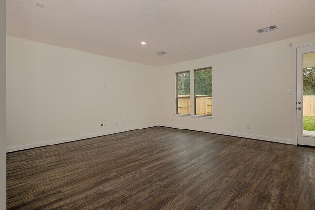 Photo - 27646 Mesabe Dr