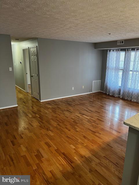 Photo - 811 Deering Rd Unit 7F