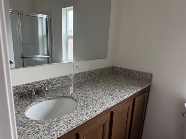 Photo - 16940 Ferry Creek Heights Rd Unidad rfe940