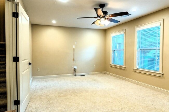 Photo - 815 Millwork Cir