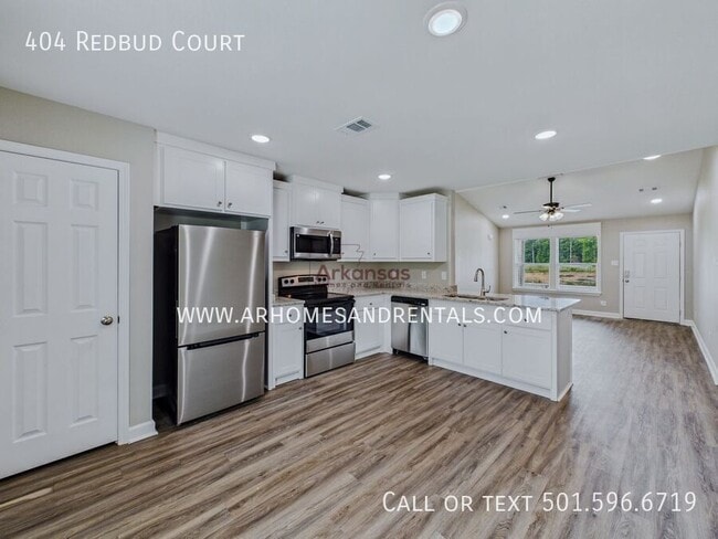 Photo - 404 Redbud Ct