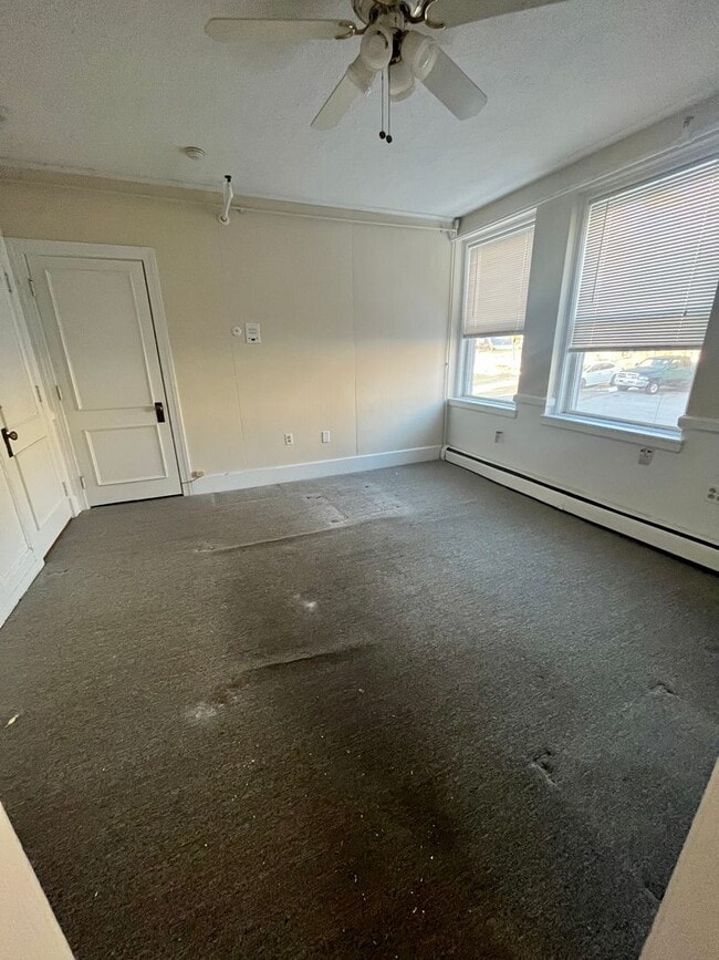Photo - 423 Pelham St Unit 11