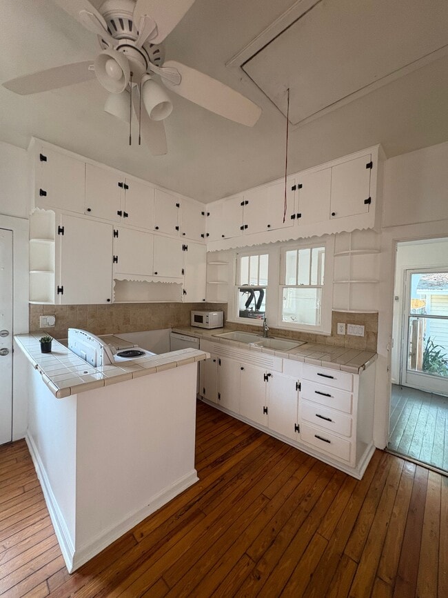 1304 E 32nd Ave