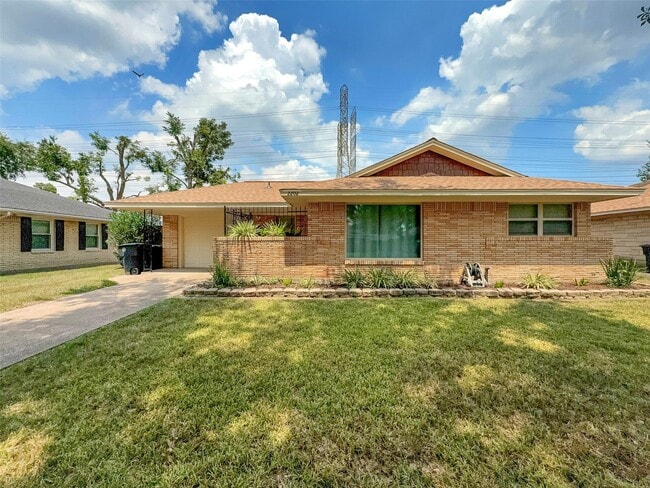 Building Photo - 2202 Stonecrest Dr Rental