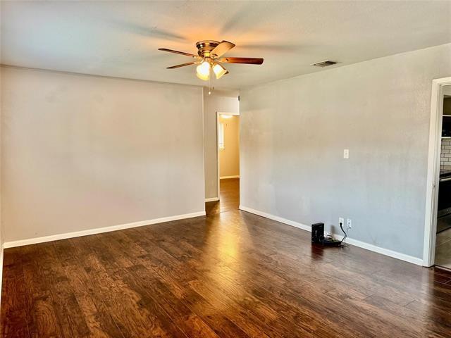 Photo - 611 Crestview Dr