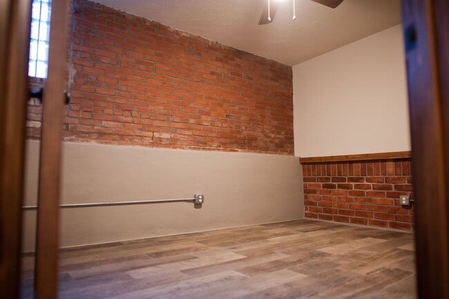 Photo - Union Biscuit West - 106 Unit UBL 106