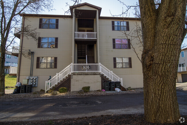 Building Photo - 926 Stewart St Unit 1 Rental