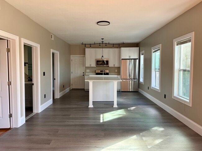 Photo - 615 N Montello St Unit 3